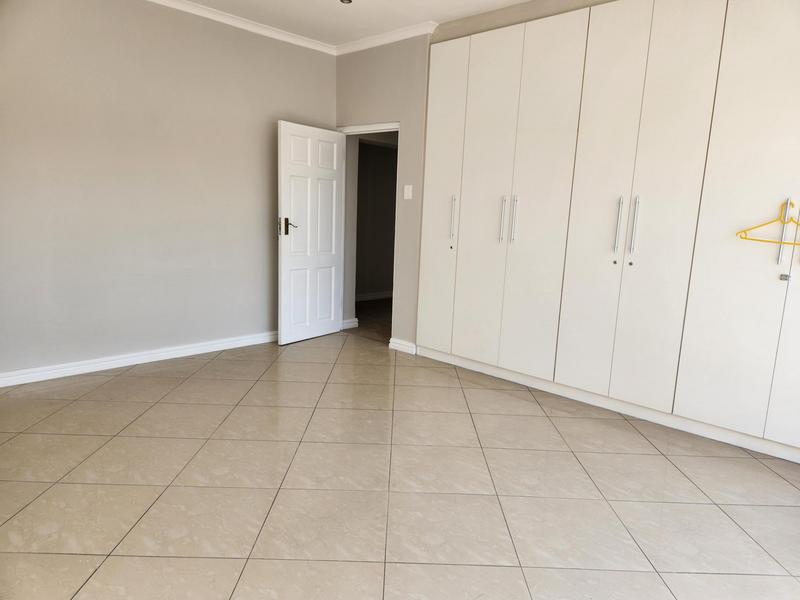 To Let 4 Bedroom Property for Rent in University Estate Western Cape